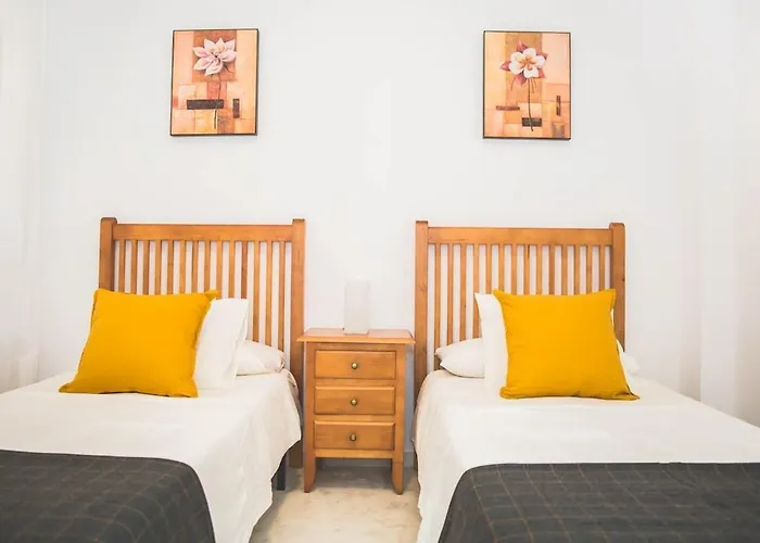2 Bed With Great Views -elviria *